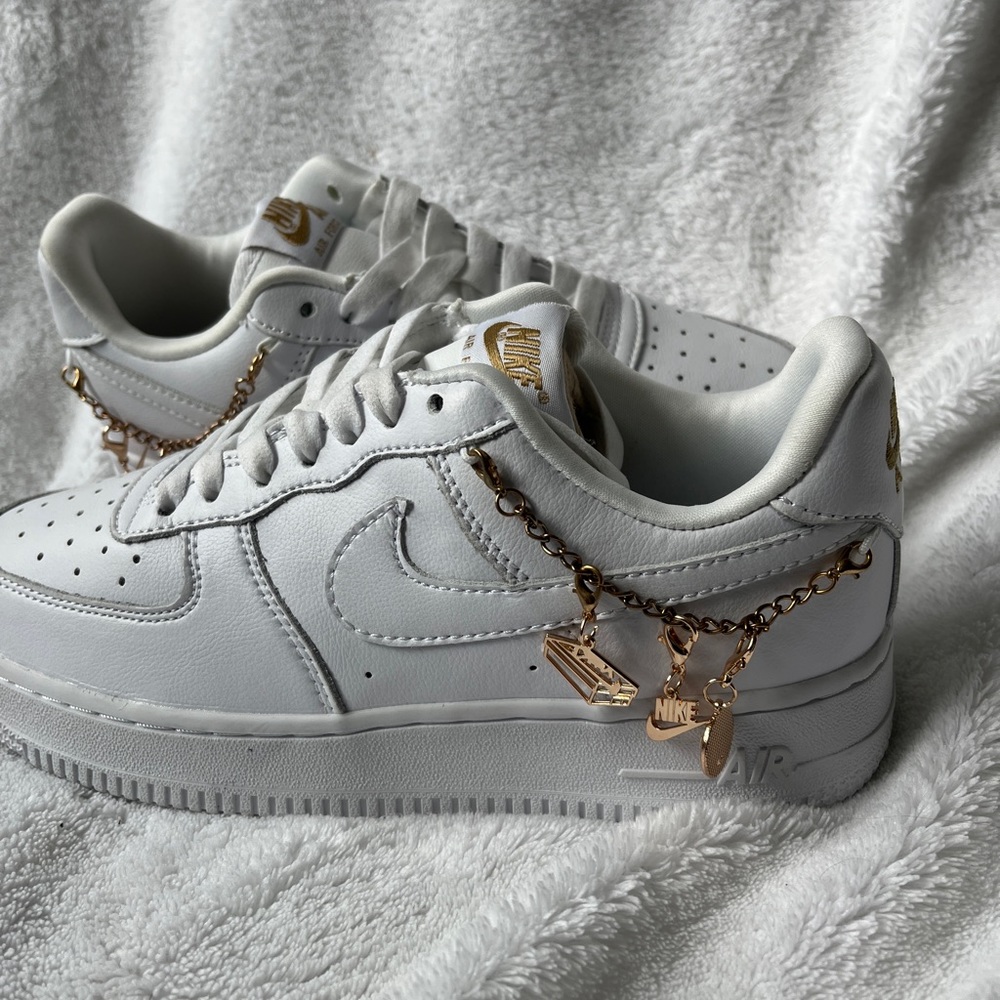 COPY - WMNS AIR FORCE 1 ‘07 LX ‘LUCKY CHARMS’